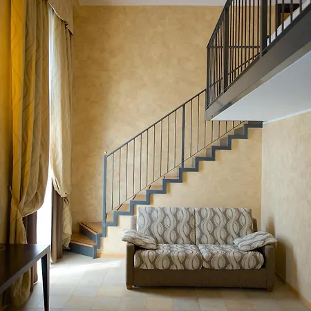 Western Crystal Palace 4* Turín