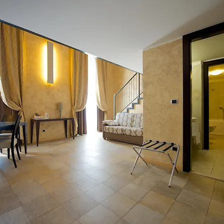 Western Crystal Palace Turín