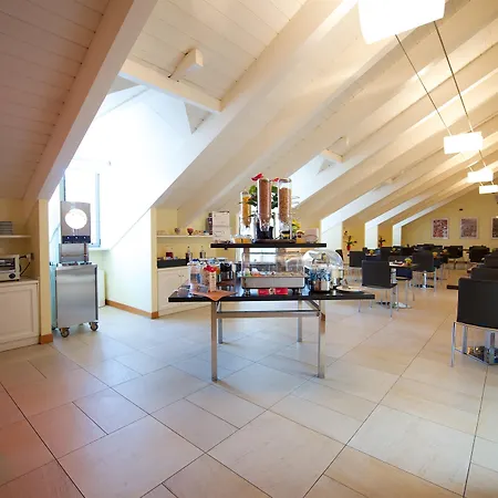 Hotel Western Crystal Palace