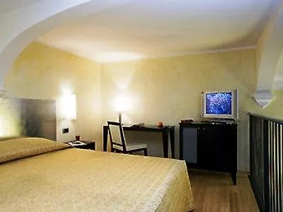 Western Crystal Palace 4*