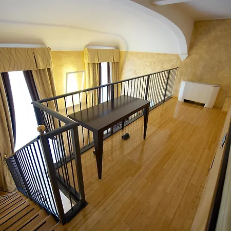 Western Crystal Palace Hotel Turin