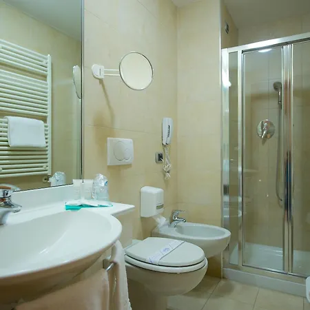 Western Crystal Palace 4*