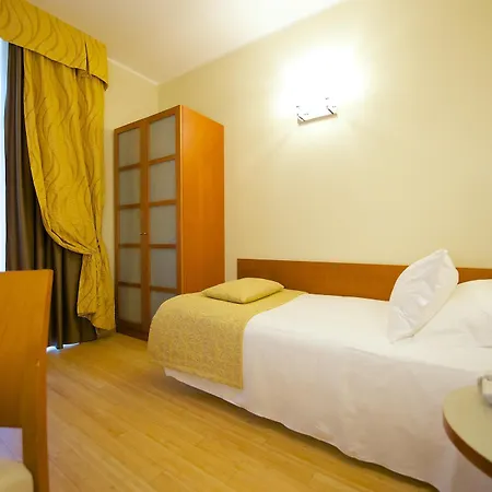 Western Crystal Palace 4*