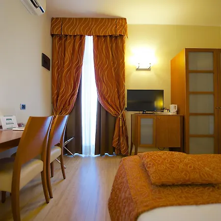Western Crystal Palace Hotel Turin