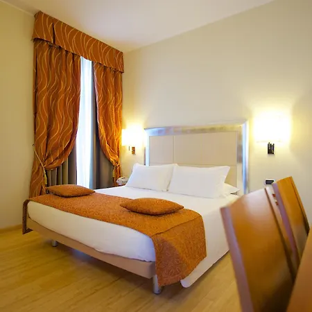 Hotel Western Crystal Palace 4*