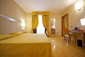 Otel Western Crystal Palace Torino
