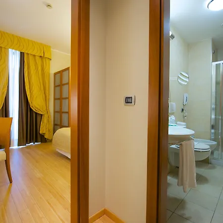 Western Crystal Palace Hotel Turin