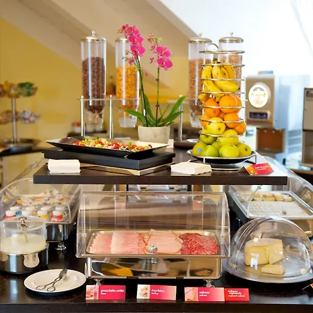 Otel Western Crystal Palace 4*