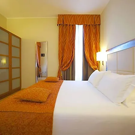 Hotel Western Crystal Palace 4*