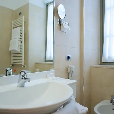 Hotel Western Crystal Palace 4*