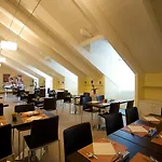 Western Crystal Palace 4*