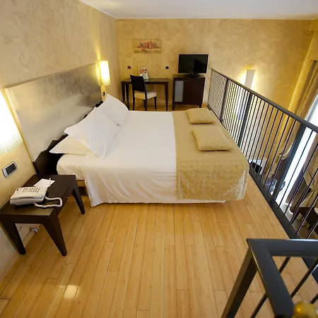 Hotel Western Crystal Palace